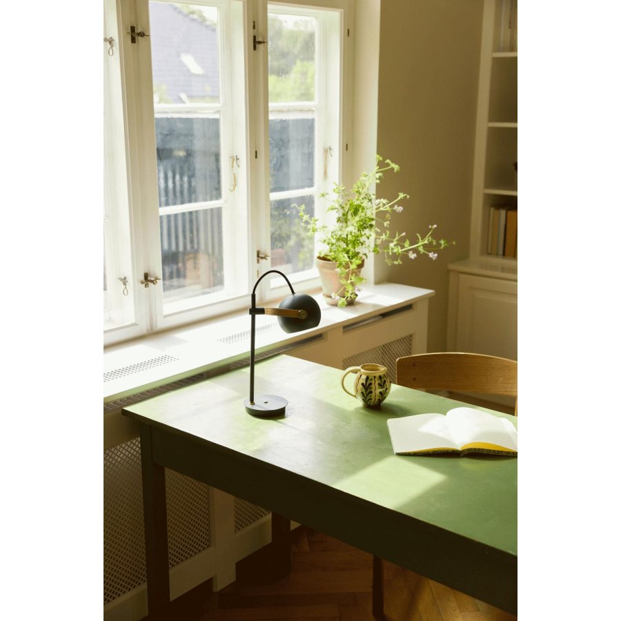 Halo Design DC Kabellose Tischlampe LED H35 cm, Dunkelgrün