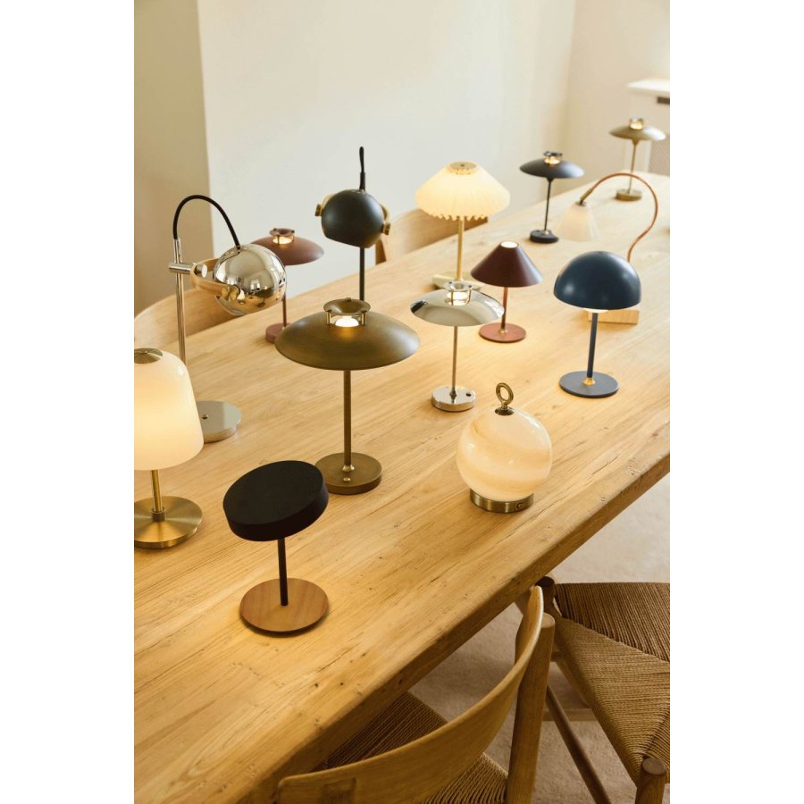 Halo Design DC Kabellose Tischlampe LED H35 cm, Chrome