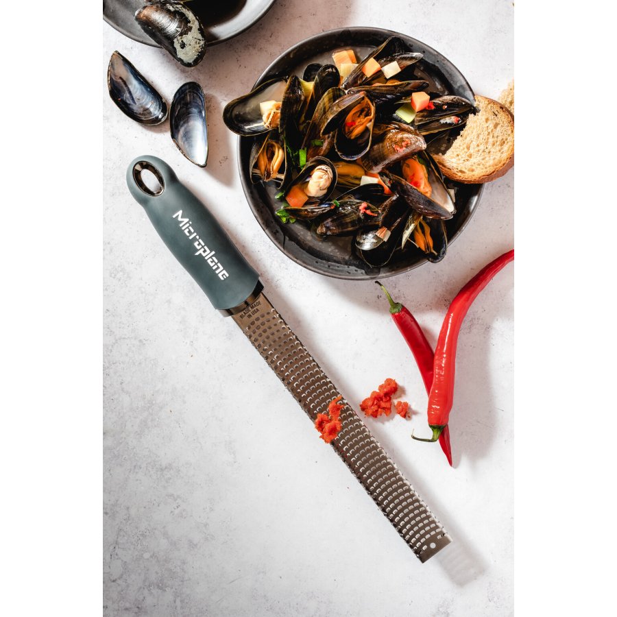 Microplane Premium Classic Zestenreibe 32 cm, Anthrazitgrau
