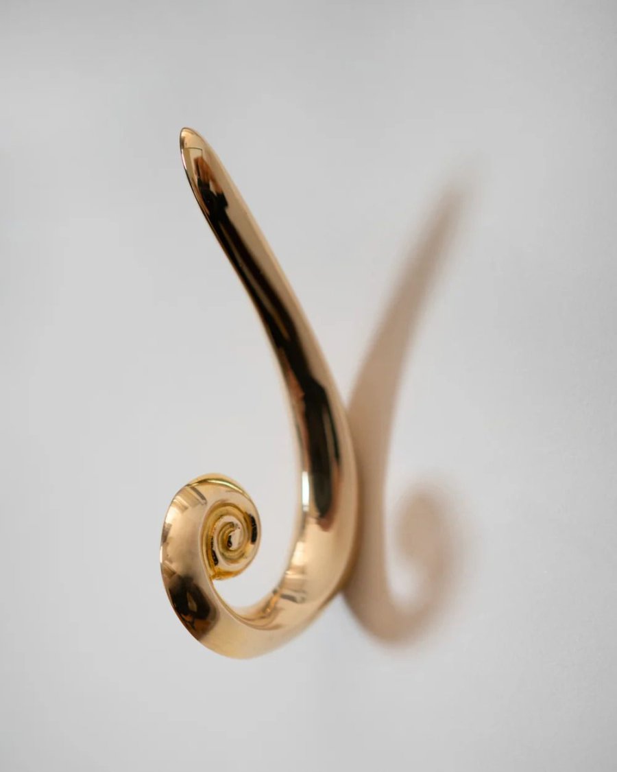 Hein Studio Noelle Wandhaken 7,5 cm, Messing