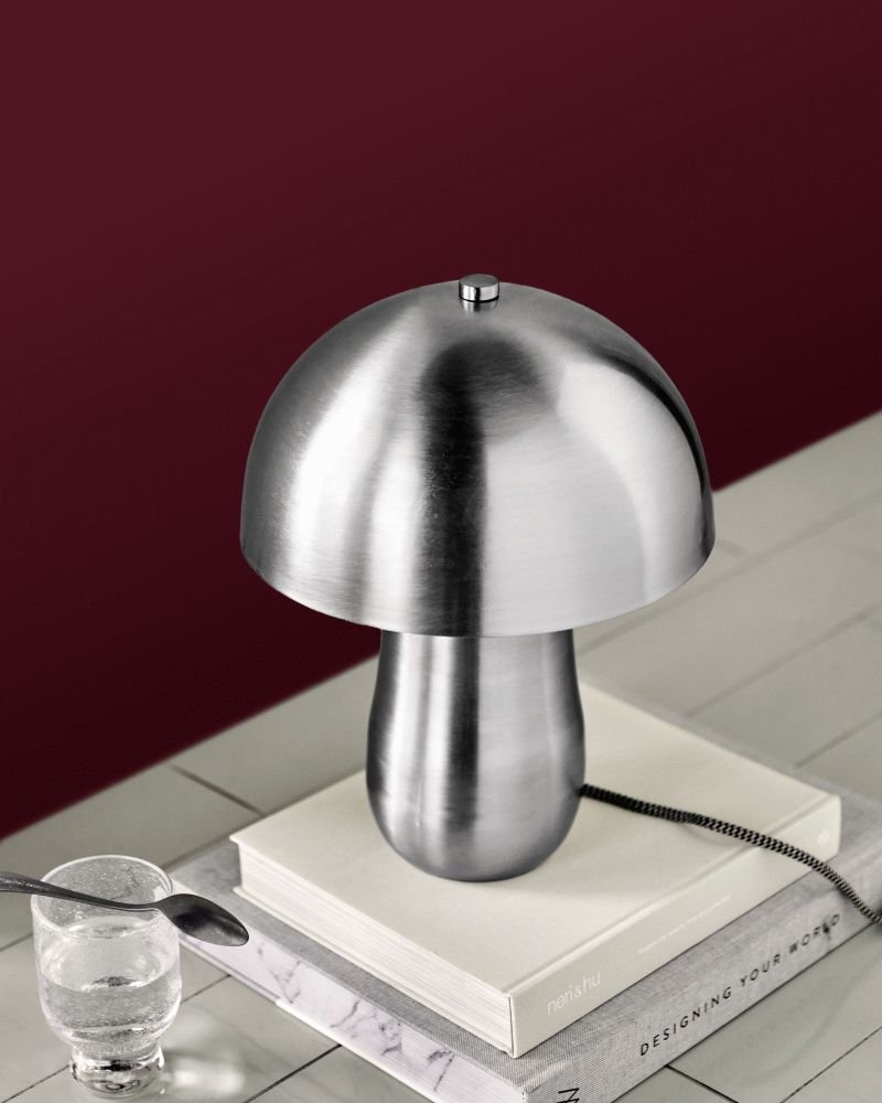 House Doctor Roomie Tischlampe H33 cm, Gebürstetes Silberfinish