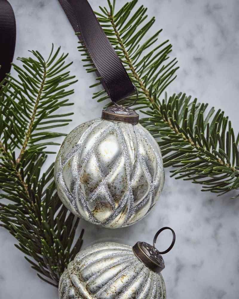 House Doctor Rhomb Weihnachtsschmuck 4er Set 7,5 cm, Antikes Silber
