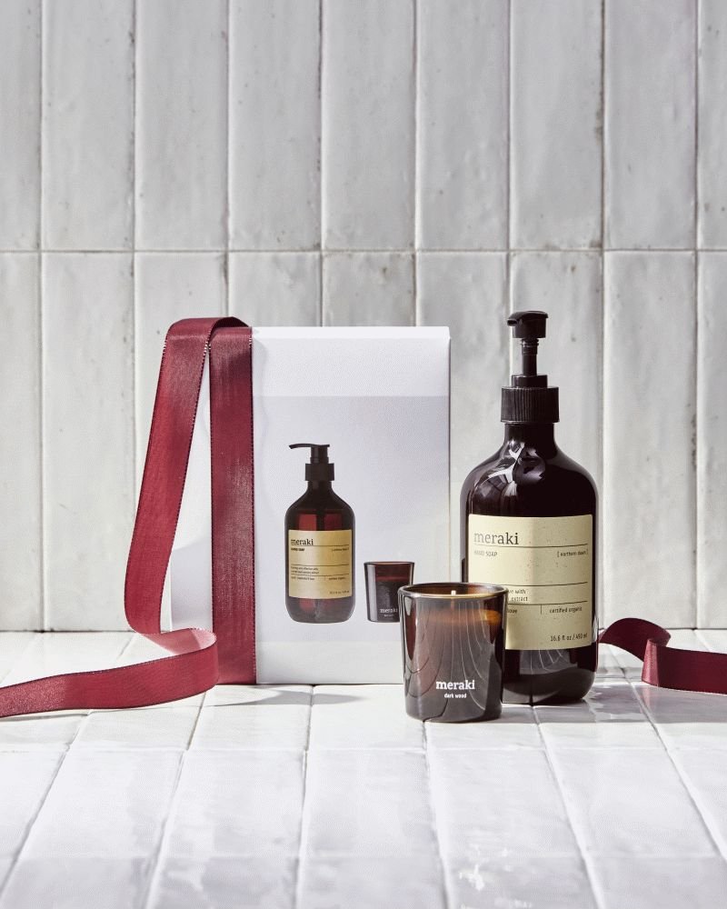 Meraki Geschenkbox mit Handseife und Duftkerze, Northern Dawn/Dark Wood