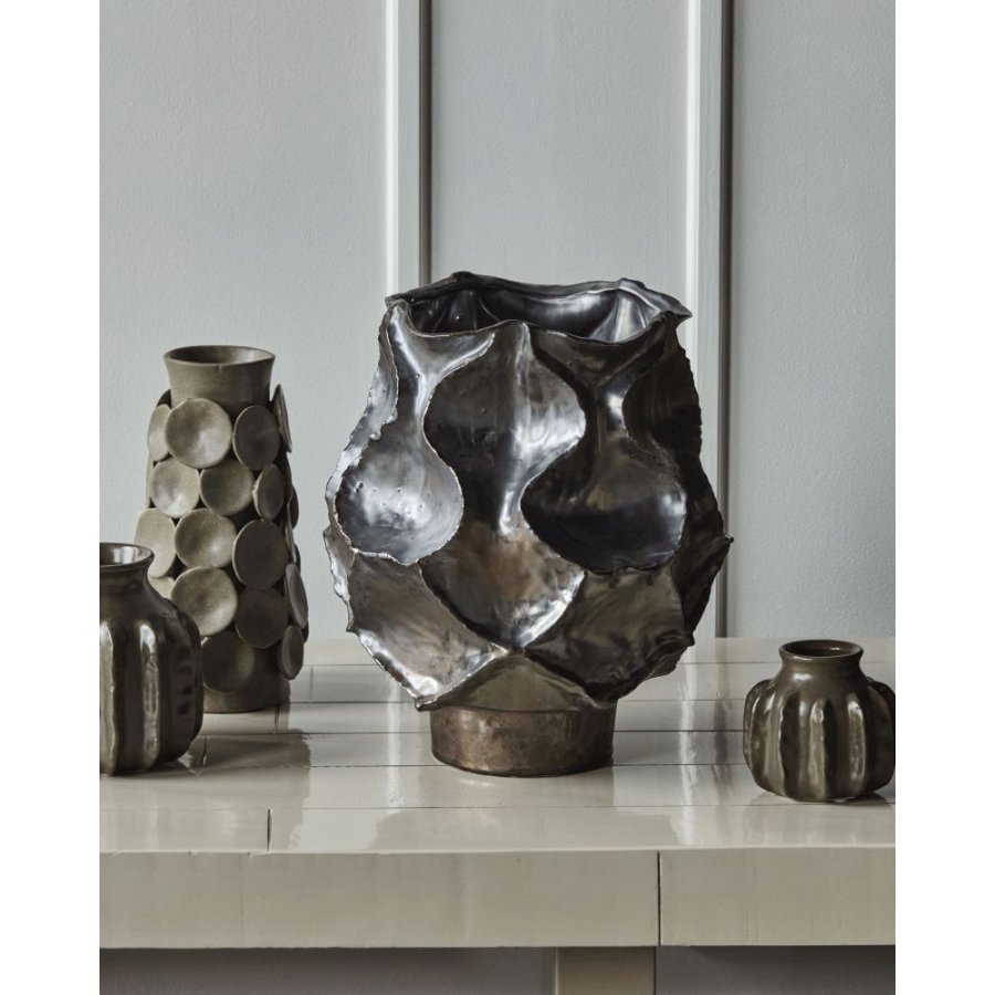House Doctor Waves Vase H34 cm, Antikes Metallic