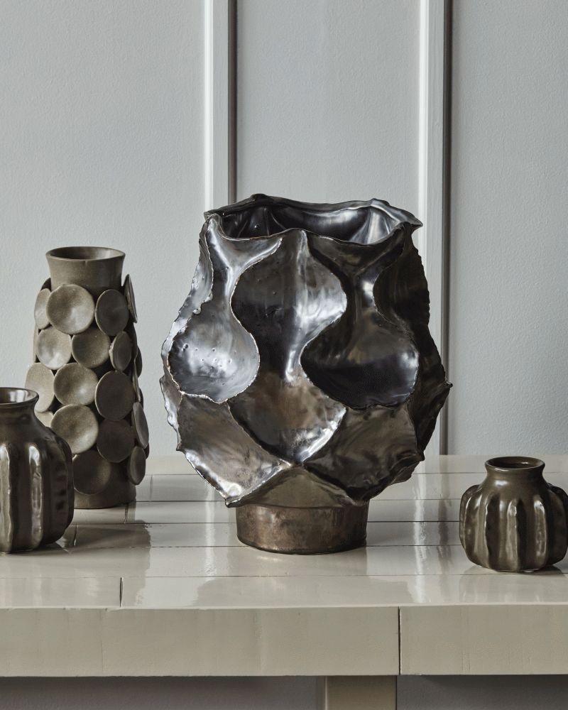 House Doctor Waves Vase H34 cm, Antikes Metallic