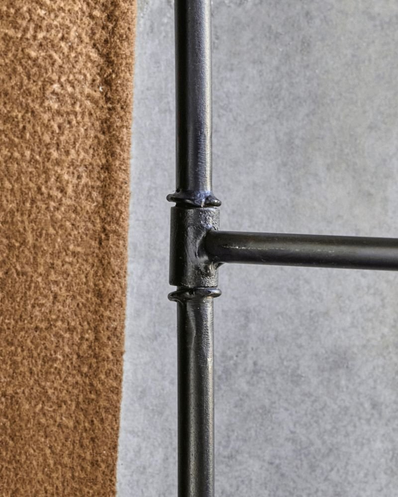 House Doctor Flex Wandgarderobe 70,5 cm, Schwarz