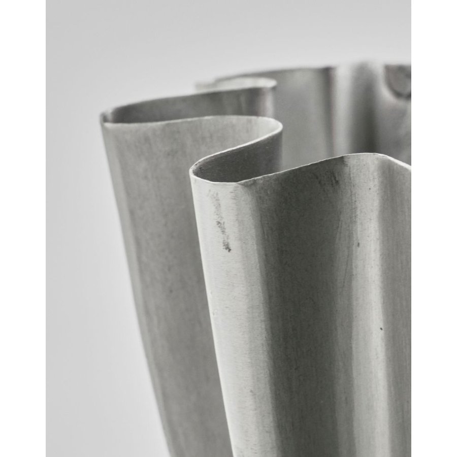 House Doctor Flood Vase H13 cm, Gebürstetes Silberfinish
