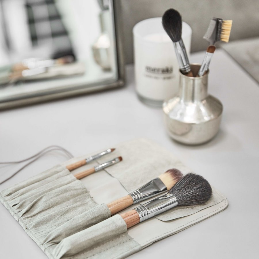 Meraki Makeup st, 7 dele i ruskindpung