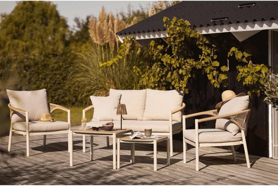 House Nordic Salford Solar Tr�dl�s Bordlampe LED H30,5 cm, Polyrattan