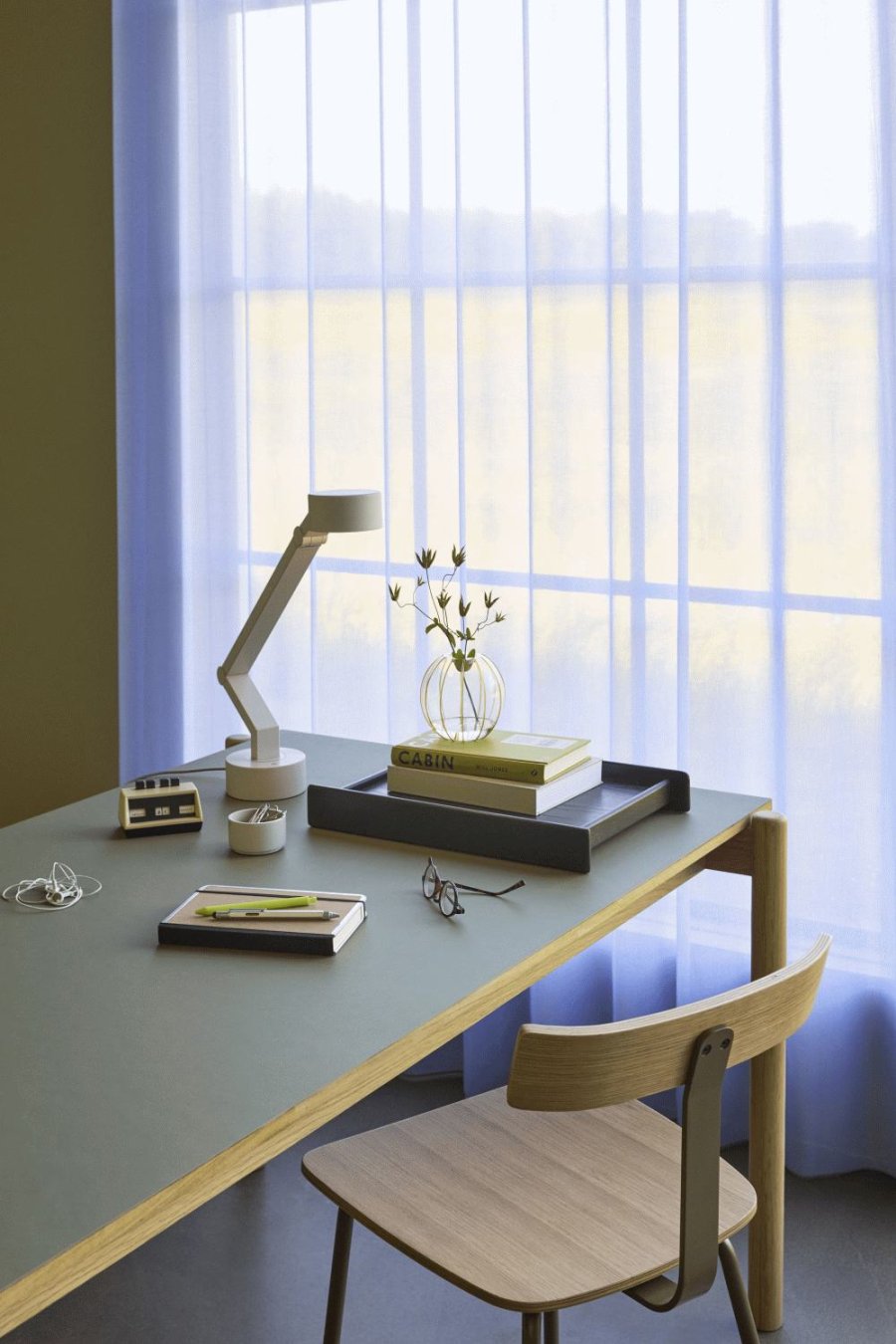 H�bsch Less Bakke 42x33 cm, Sort