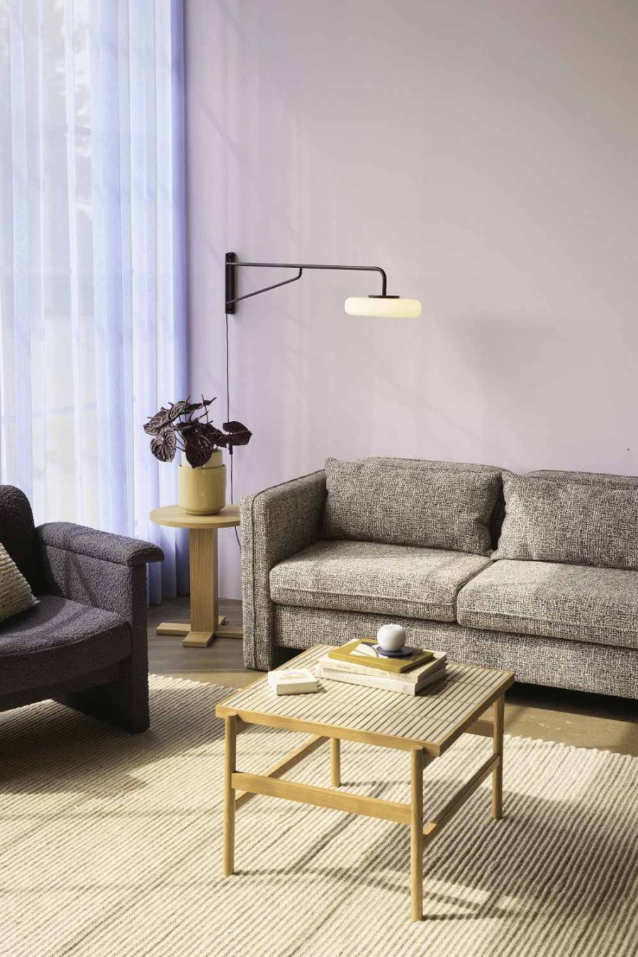 H&uuml;bsch Sway V�glampe 120 cm, Sort