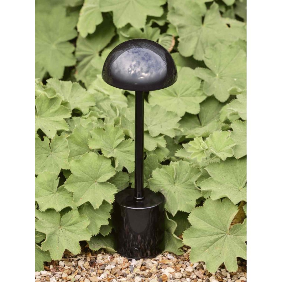 H&uuml;bsch Taten Tr�dl�s Bordlampe H30 cm, Sort