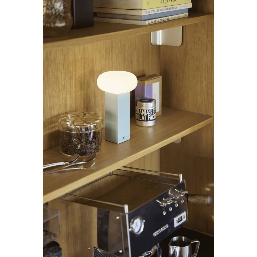 H&uuml;bsch Low Tr�dl�s Bordlampe H20 cm, Bl�