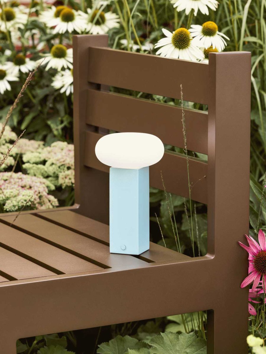 H&uuml;bsch Low Tr�dl�s Bordlampe H20 cm, Bl�