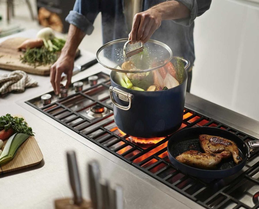 Joseph Joseph Space Non-stick Gryde m. L�g 8 L/25 cm, Midnight Blue