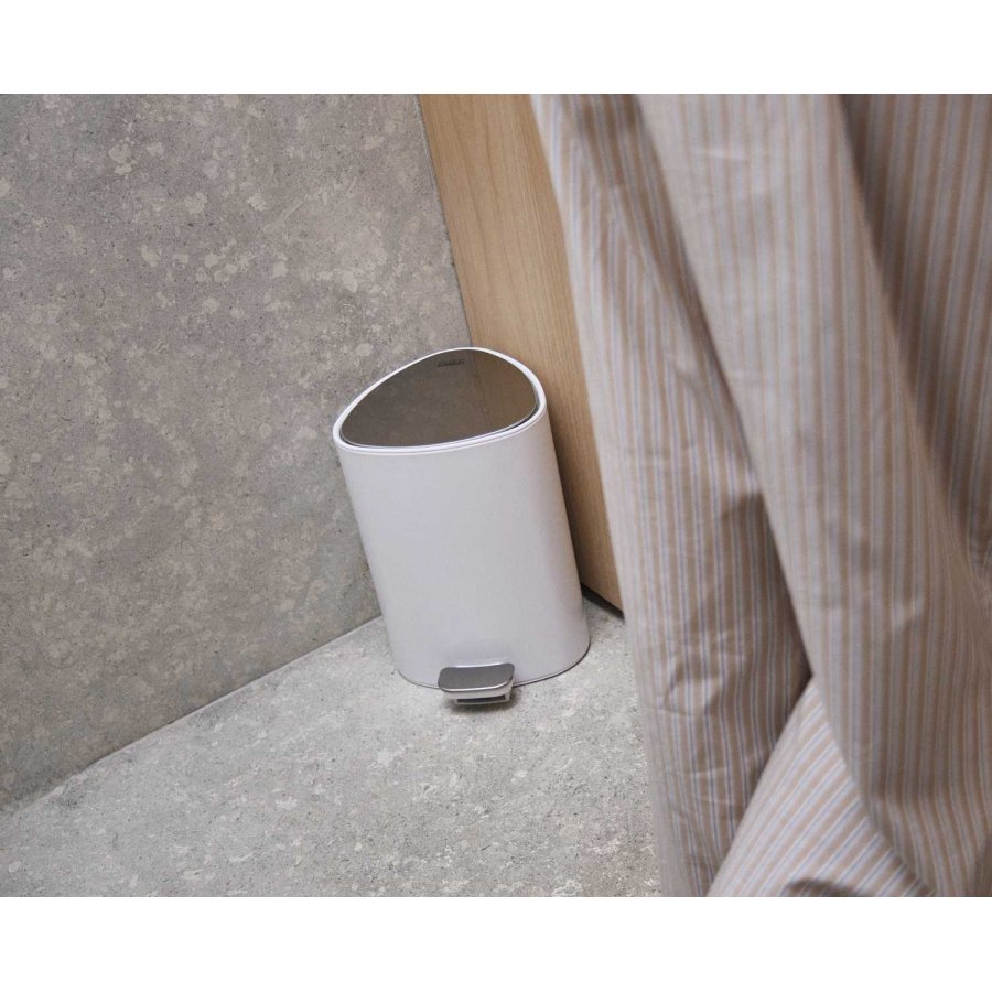 Joseph Joseph EasyStore Tretm�lleimer 5 L, Wei�