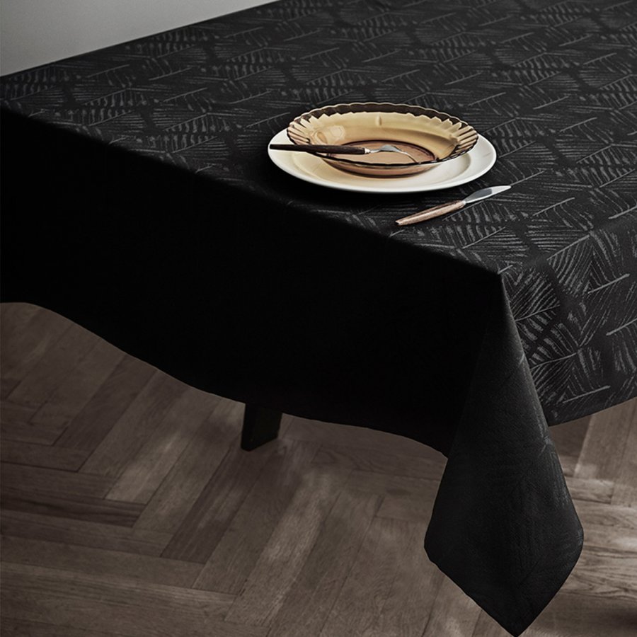 Damask Dug Lea Sort 150x270cm