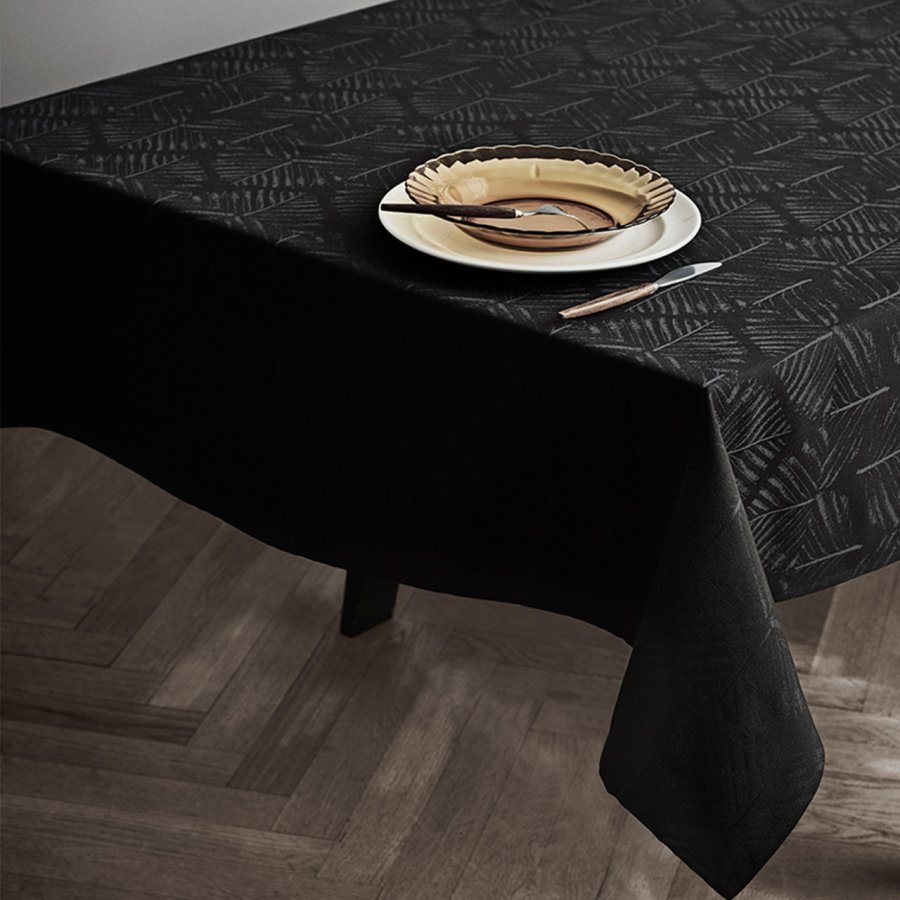 Damask Dug Lea Sort 150x270cm