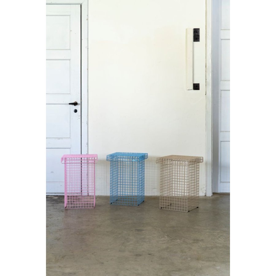 KALAGER Design WIRE Hocker H50 cm, Pastel Blue
