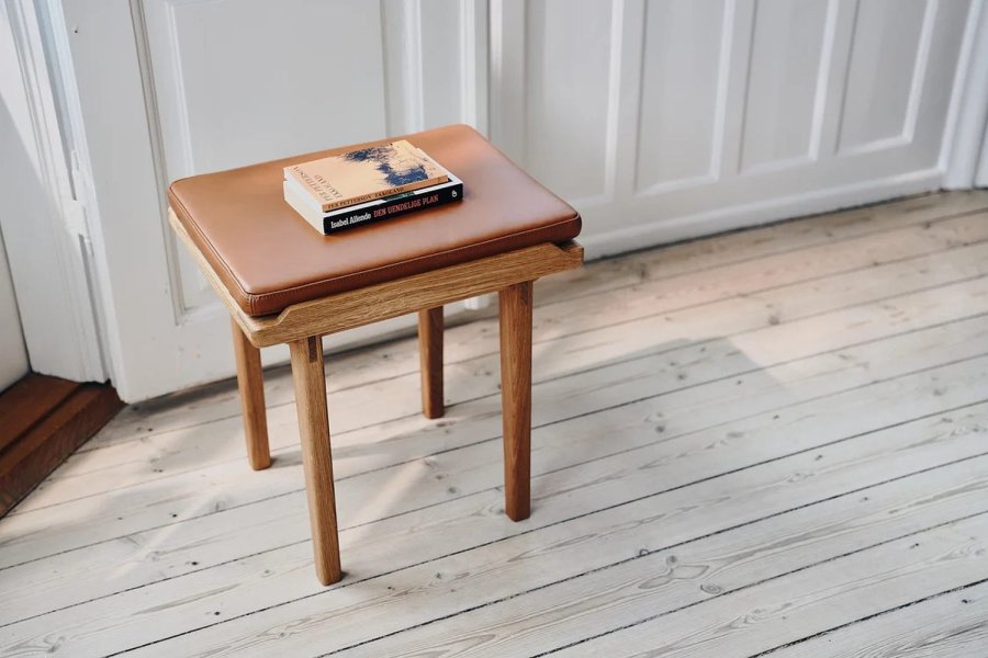 Kath & Andersen KA53 Hocker H46 cm, Geölte Eiche/Cognac