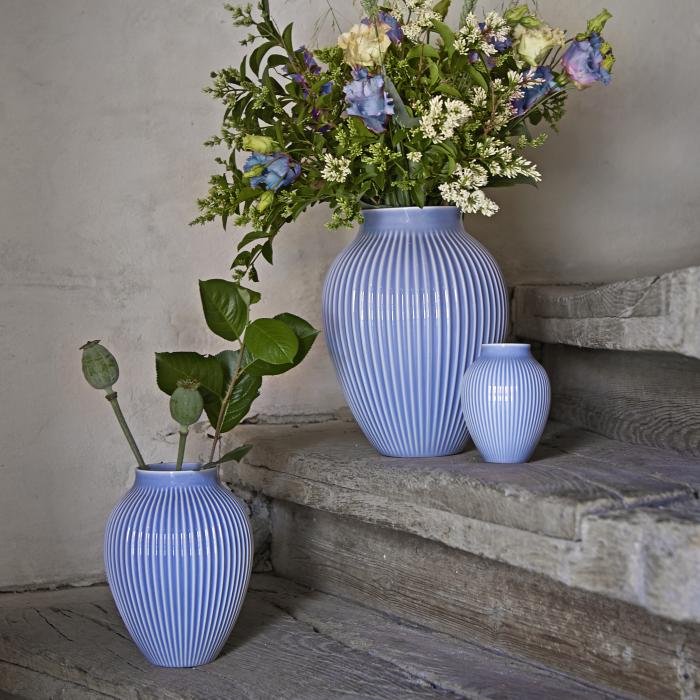 Knabstrup Keramik Vase mit Rillen 12,5 cm, Lavendelblau