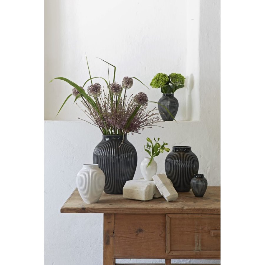 Knabstrup Vase mit Rillen H35 cm, Schwarz