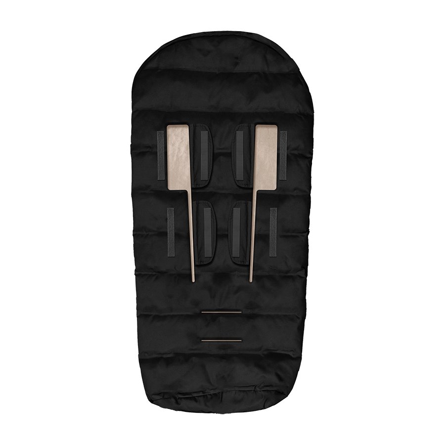 Konges Sljd Fusack, Schwarz