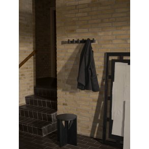 Kristina Dam Studio Column Knagerække 49 cm, Sortbejdset Eg