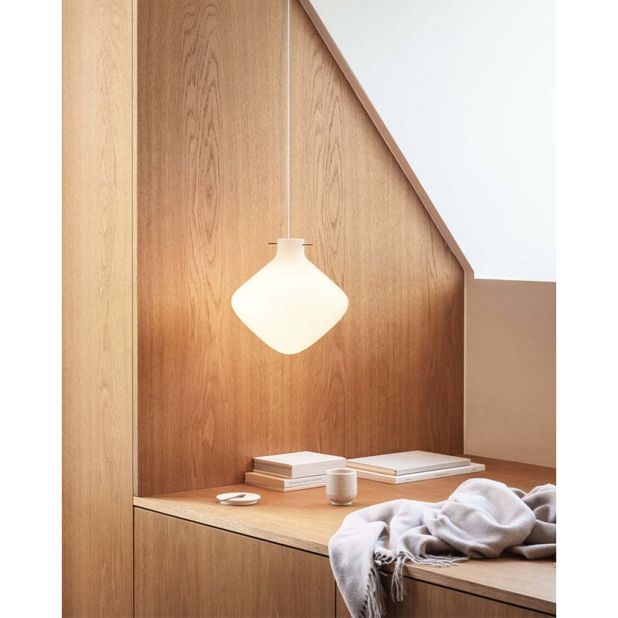 LYFA REPOSE 260 Pendel 26 cm, Messing
