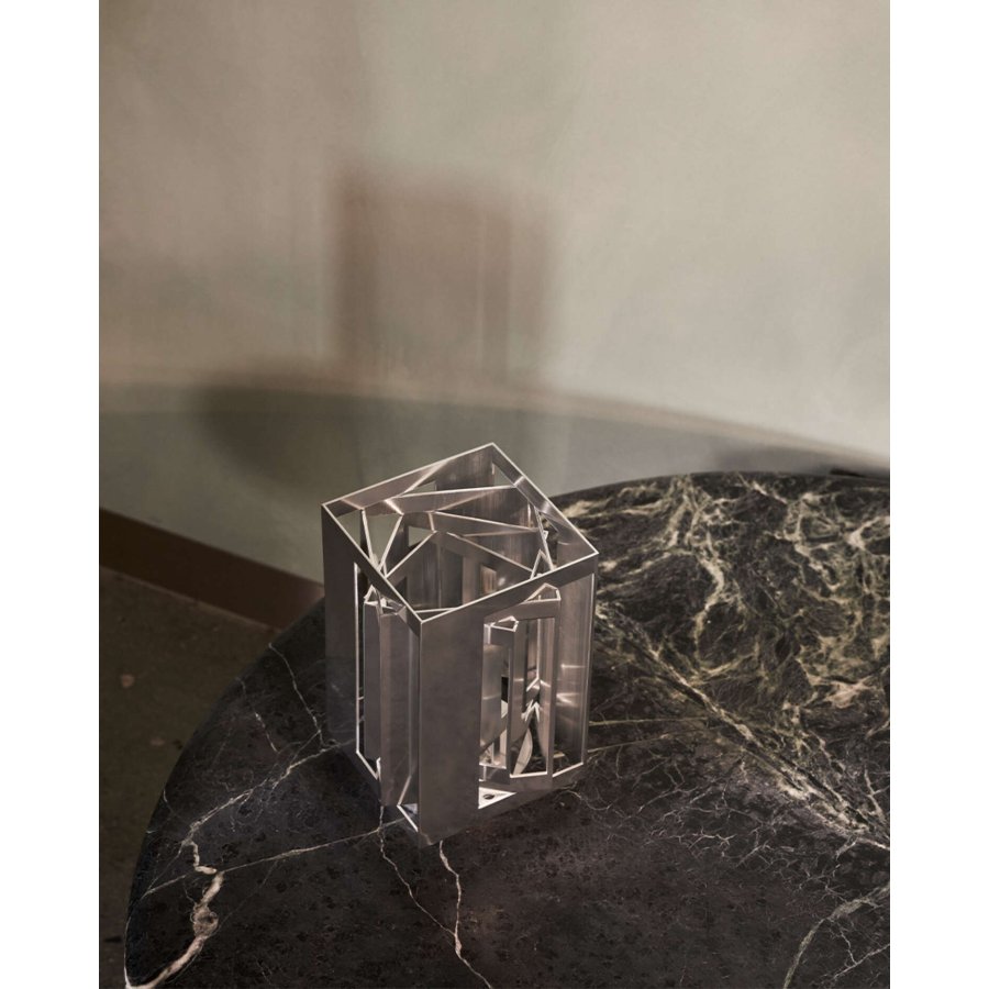 LYFA KASSABLANKA 142 Bordlampe H16,4 cm, Aluminium