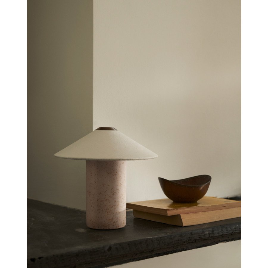 LYFA FUTÉ 180 Bordlampe H18 cm, Creme