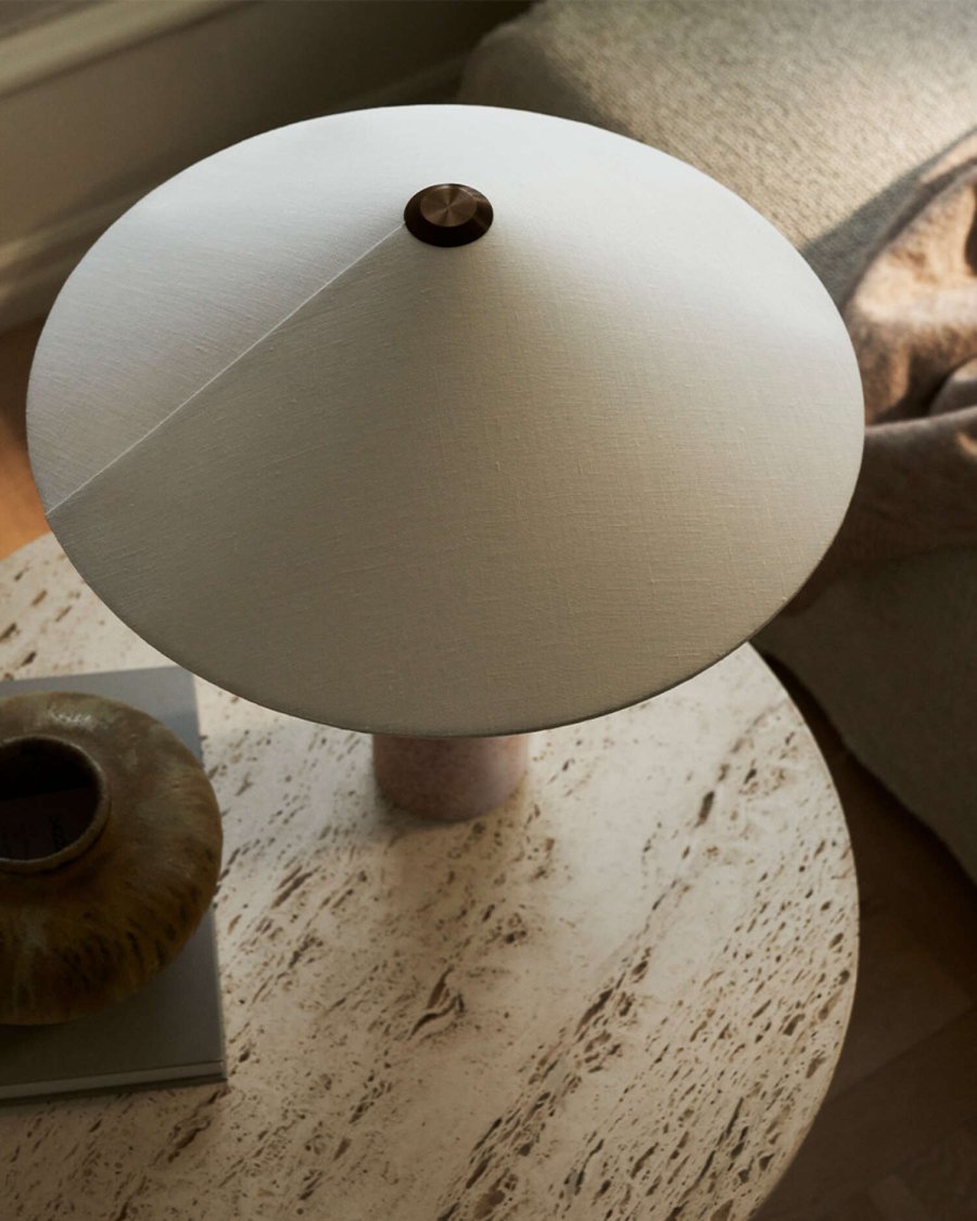 LYFA FUTÉ 400 Bordlampe H40 cm, Creme