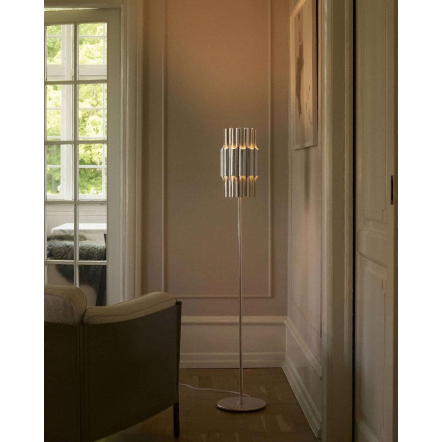 LYFA PAN 190 Gulvlampe H130 cm, Aluminium