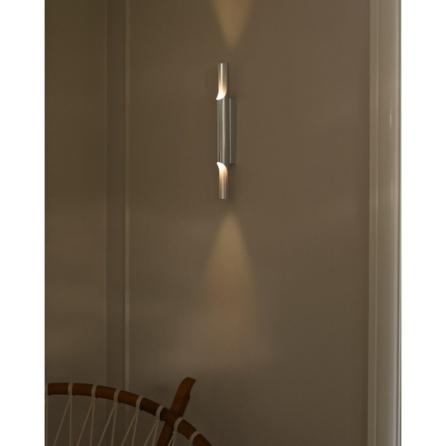LYFA PAN 38 Vglampe 32 cm, Aluminium
