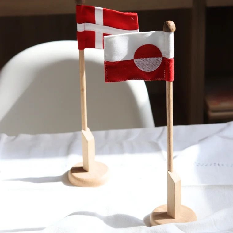 Langkilde & S�n Bordflagstang m. Gr�nlandsk Flag