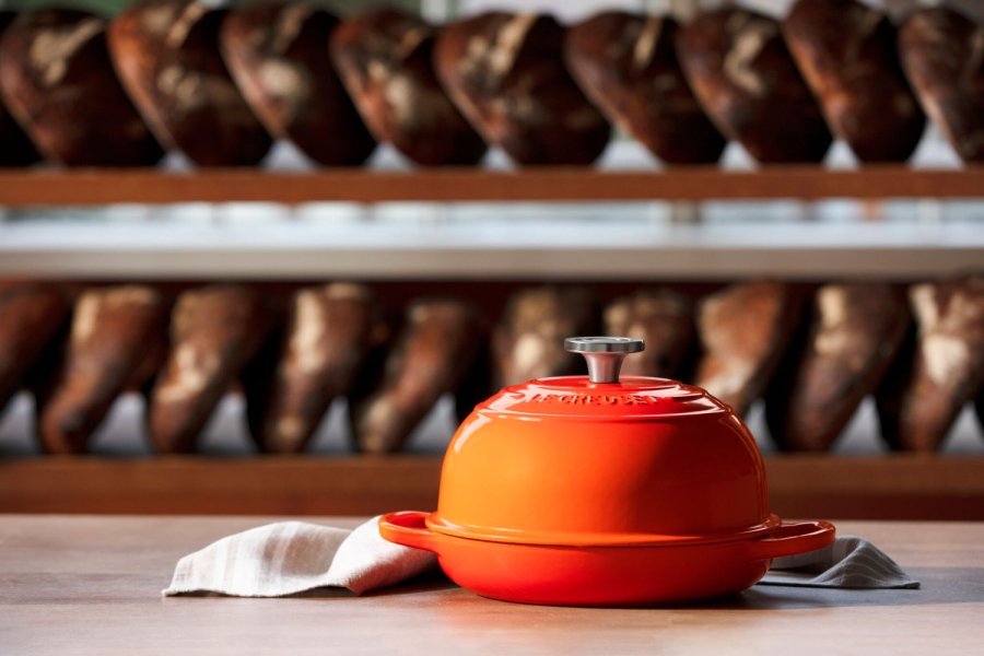 Le Creuset Signature St�bejernsbr�dform 24 cm/1,6 L, Volcanic
