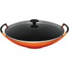 Le Creuset Wok m. glaslg 36 cm/4,5 L, Volcanic Orange