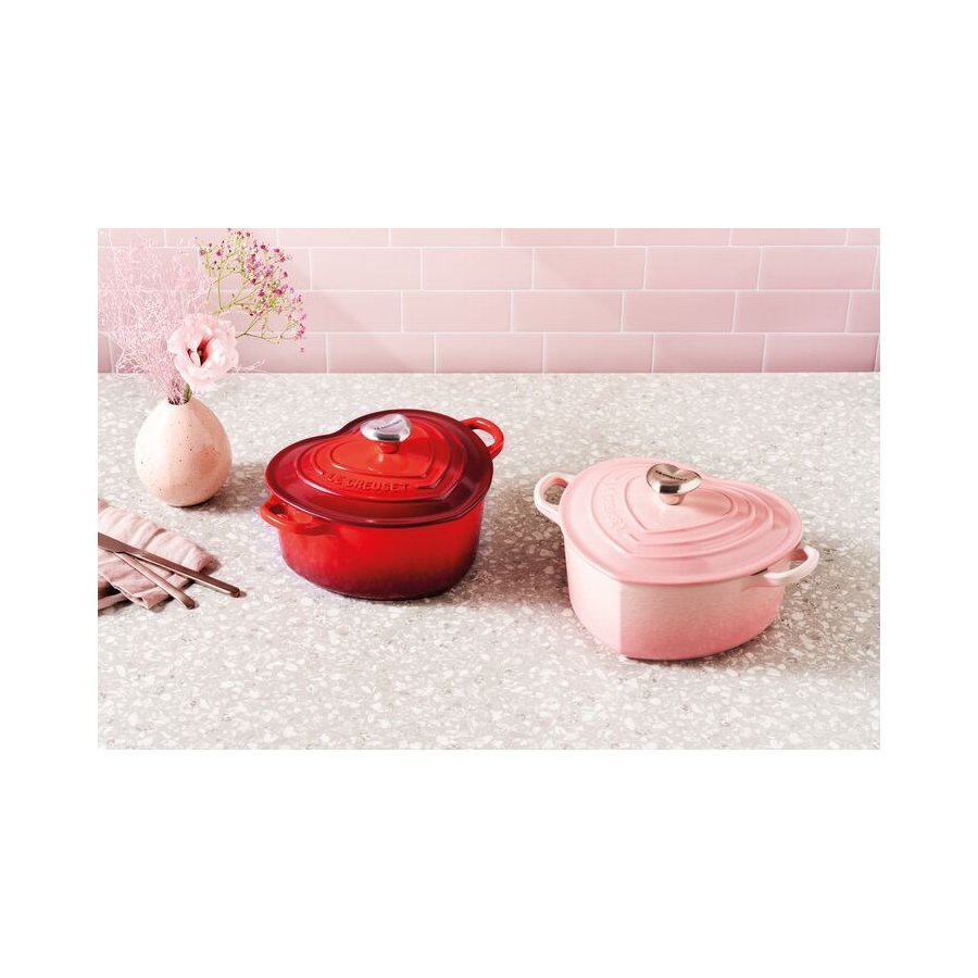 Le Creuset Heart Gryde m. Hjerteformet Knop 20 cm/1,9 L, Shell Pink