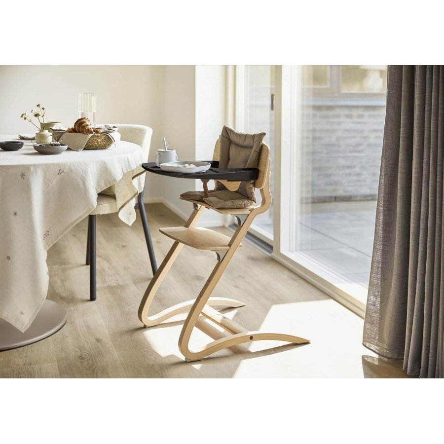 Leander Bakke til H�jstol, Sort