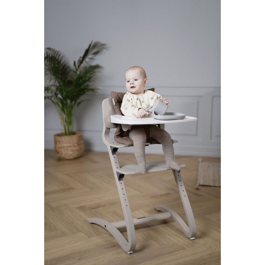 Leander Bakke til H�jstol, Hvid