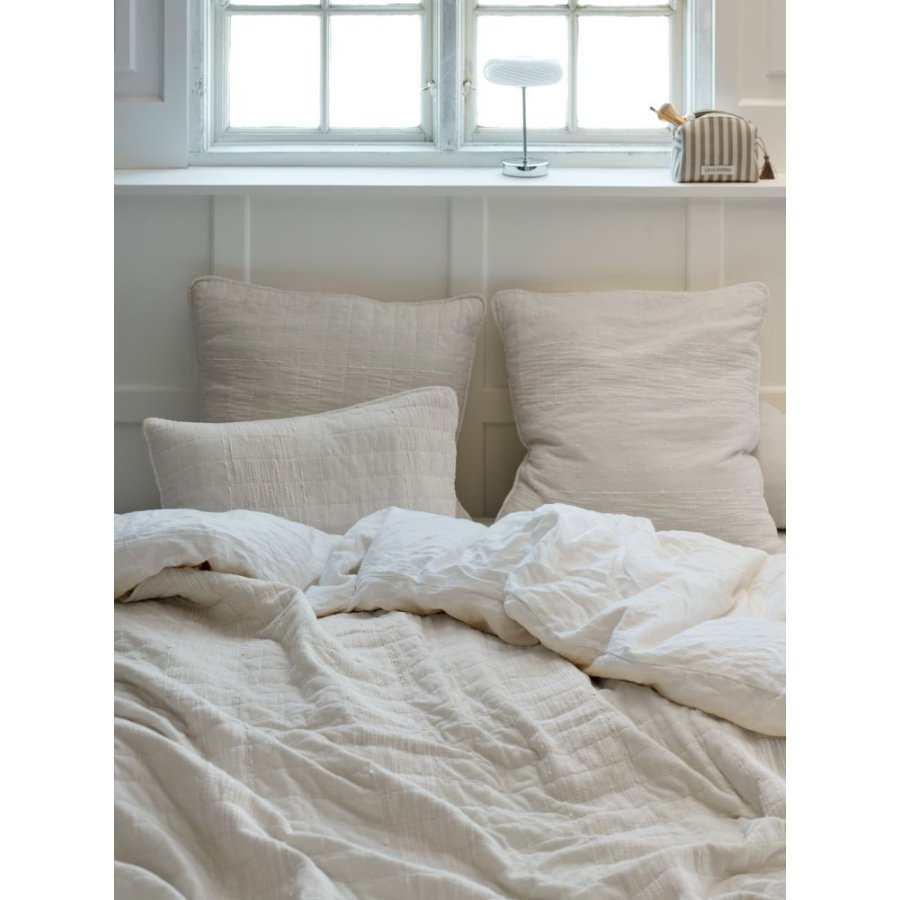 Lene Bjerre Ayille Stripe Kosmetikpung 9x18 cm, Hvid/Linen