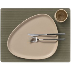 LIND DNA Square Recycled Læder Dækkeserviet 35x45 cm, Corduroy Army Green