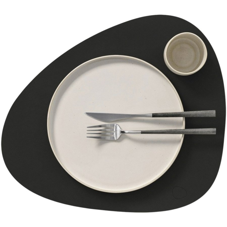 LIND DNA Curve Recycled L�der D�kkeserviet 37x44 cm, Nupo Black Ink