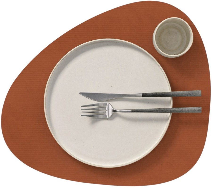 LIND DNA Curve Recycled Leder Tischset 37x44 cm, Corduroy Rust
