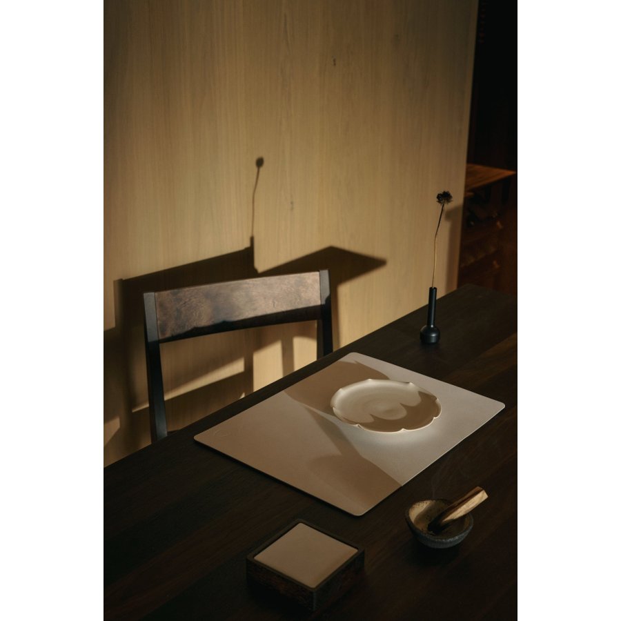 LIND DNA Square Recycled L�der D�kkeserviet 35x45 cm, Nupo Pure White