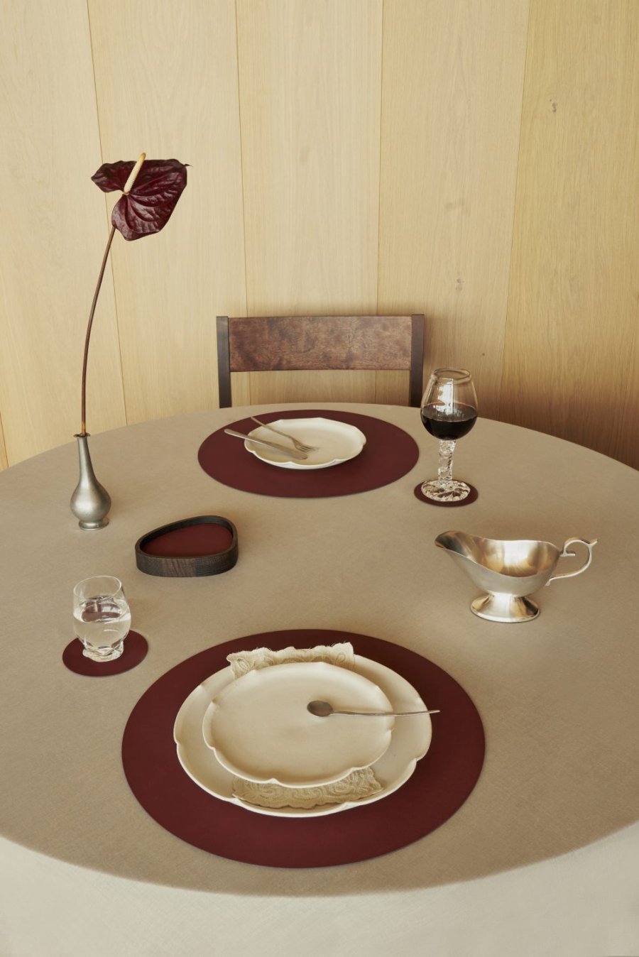 LIND DNA Circle Recycled Leder Platzset Ø38 cm, Nupo Burgundy