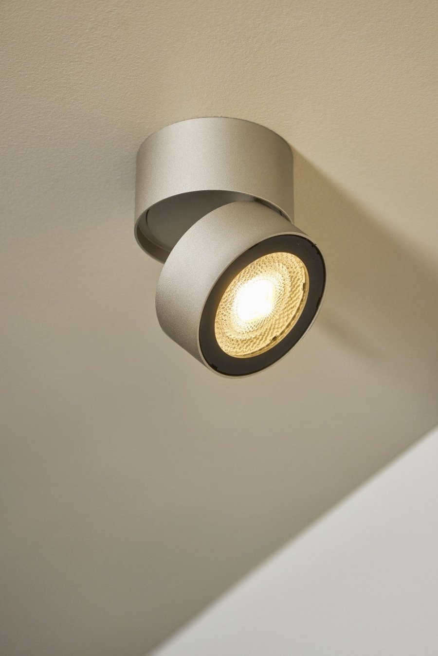 LOOM Design Ray Loft/V�gspot LED �9,3 cm, Ivory Guld