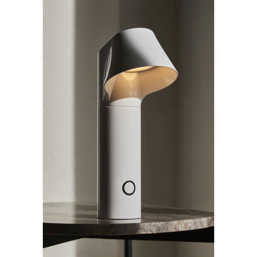 LOOM Design Willow Tr�dl�s Bordlampe LED H30 cm, Hvid
