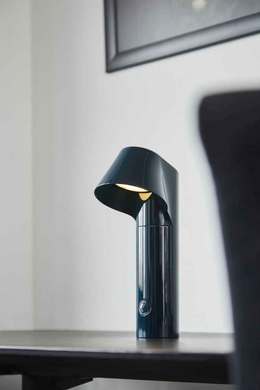 LOOM Design Willow Tr�dl�s Bordlampe LED H30 cm, Midnight Green