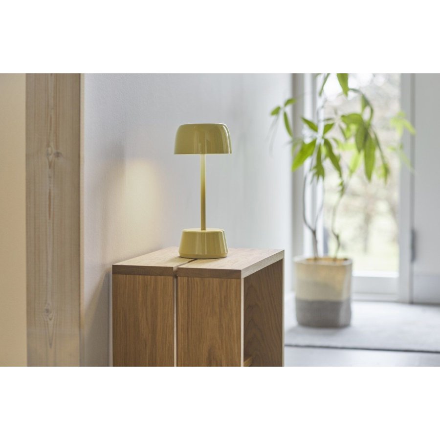 LOOM Design Dexter Bordlampe LED H30 cm, Sunet Curry
